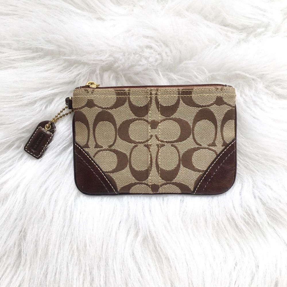 🔃Coach Signature Logo Brown Wristlet - Picture 1 of 5